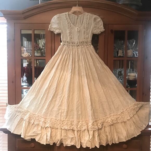 Vintage 1970s Crochet Embellished Prairie Country Wedding  Dress SZ S - Picture 7 of 15